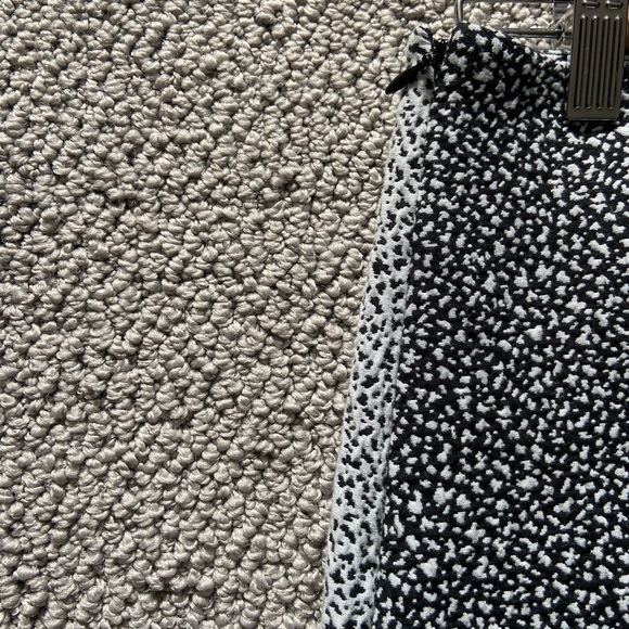 JONATHAN SIMKAI Asymmetrical Skirt   Size 4 - Picture 4 of 7